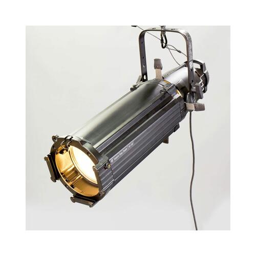 Source 4 (15-30 Degree Zoom) Light